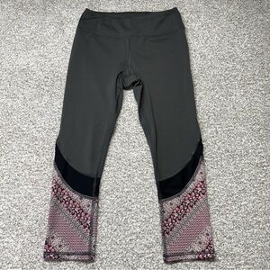 Women’s‎ GAIAM Om Mesh Gray Pink Capri Yoga Activewear Leggings Size Small (S)